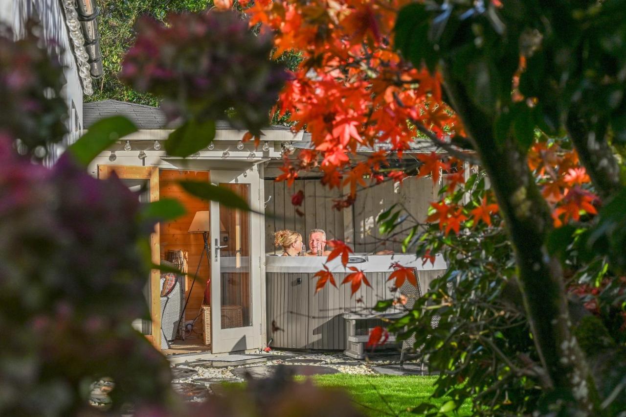 A Superb Bijou Retreat With Jacuzzi Near An Excellent Village Pub Yelverton Exterior photo